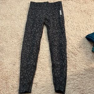 Gymshark black leggings - Small